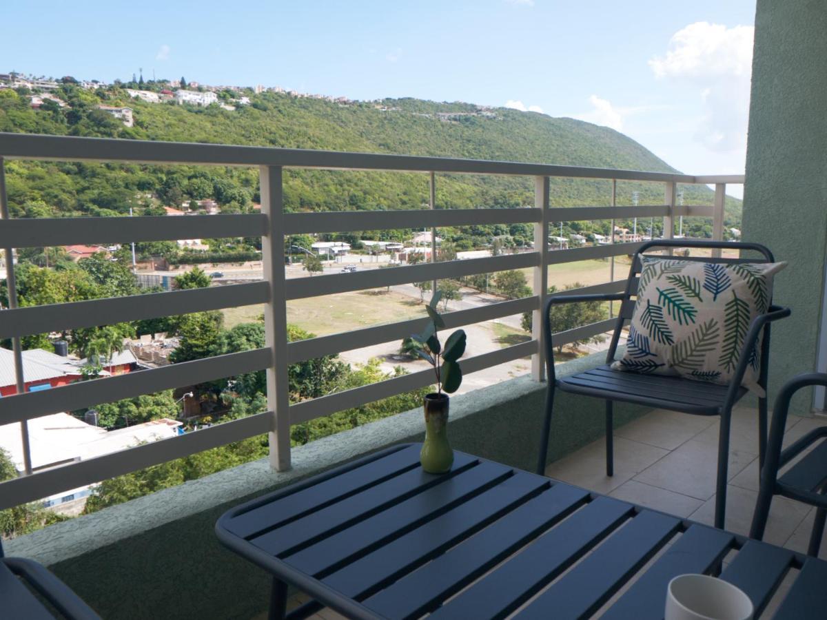Appartamento Crieffe Views At The Lofts Kingston Esterno foto