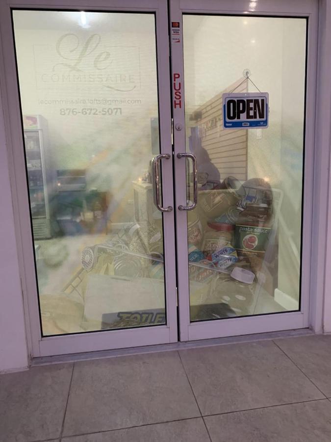 Appartamento Crieffe Views At The Lofts Kingston Esterno foto